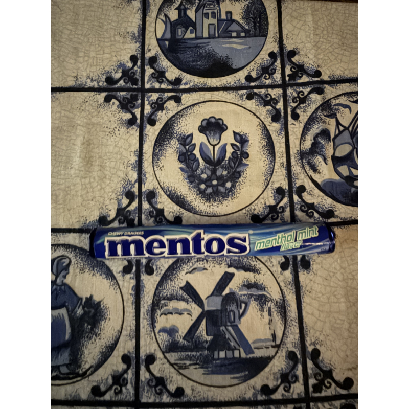 7 Mentos Menthal mint flavor  Let op dit is een alternatief van de Ari 